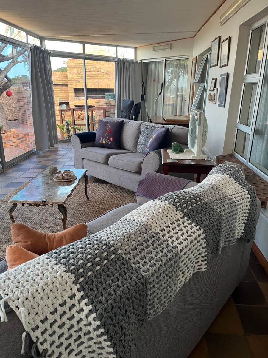 3 Bedroom Property for Sale in Stilbaai Wes Western Cape